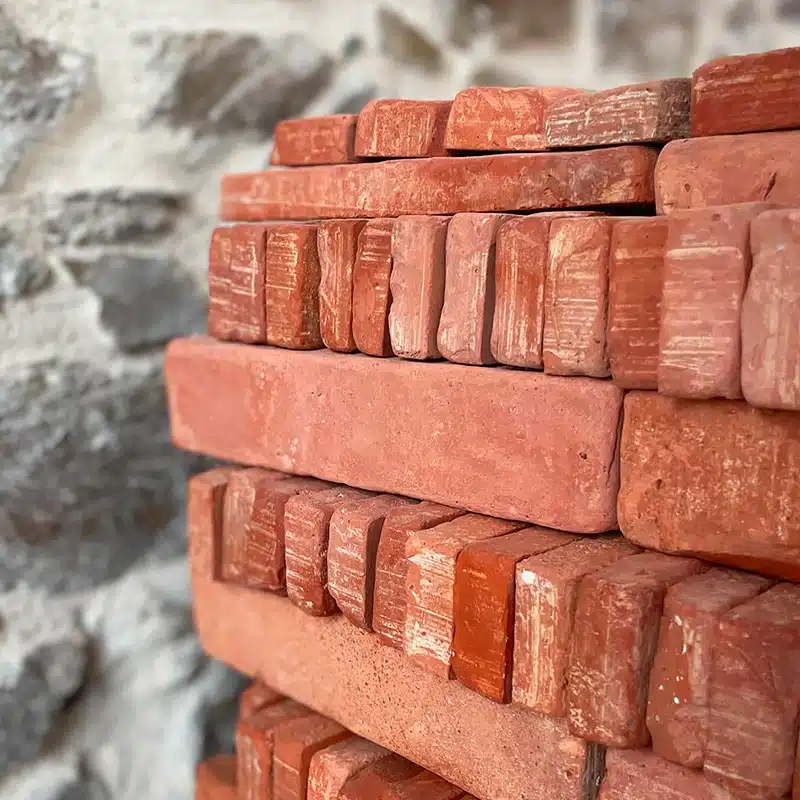 stock-epaisseur-brique-terre-cuite.jpg.webp