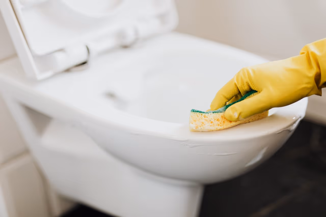Restroom deep cleaning