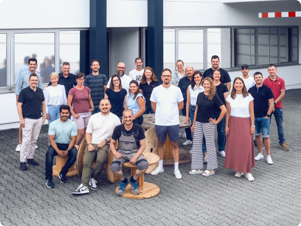 Gruppenbild des Teams in Wolfschlugen, Deutschland.