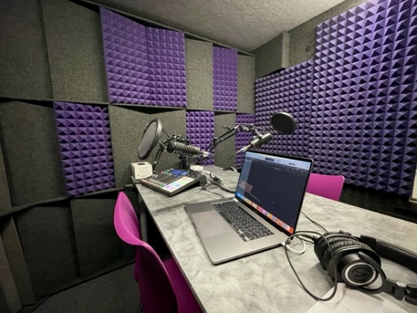 A WhisperRoom setup for content creators to record  clean audio at home.