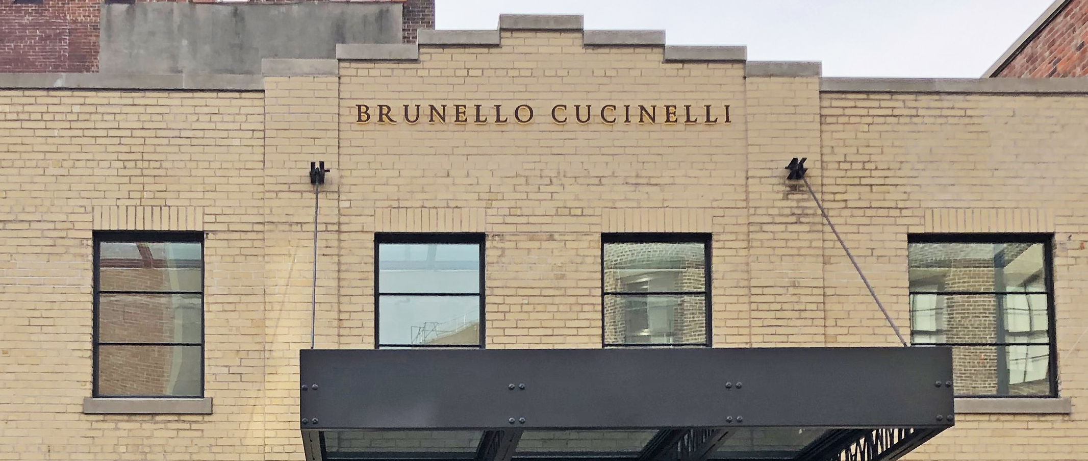 Marmorino and textured plaster by L'Forma at Brunello Cucinelli, Gansevoort NYC