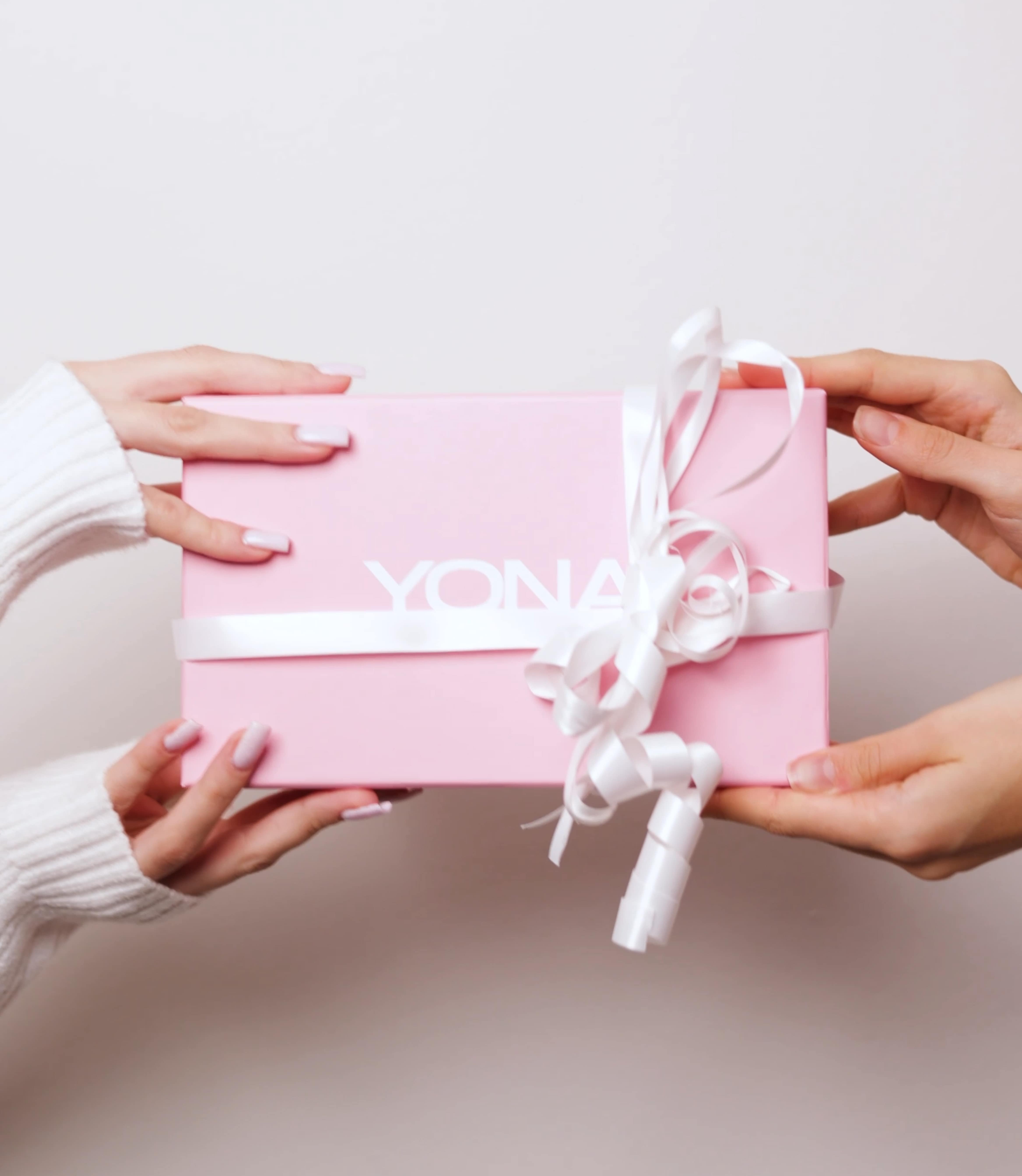 Yona Gift Kit