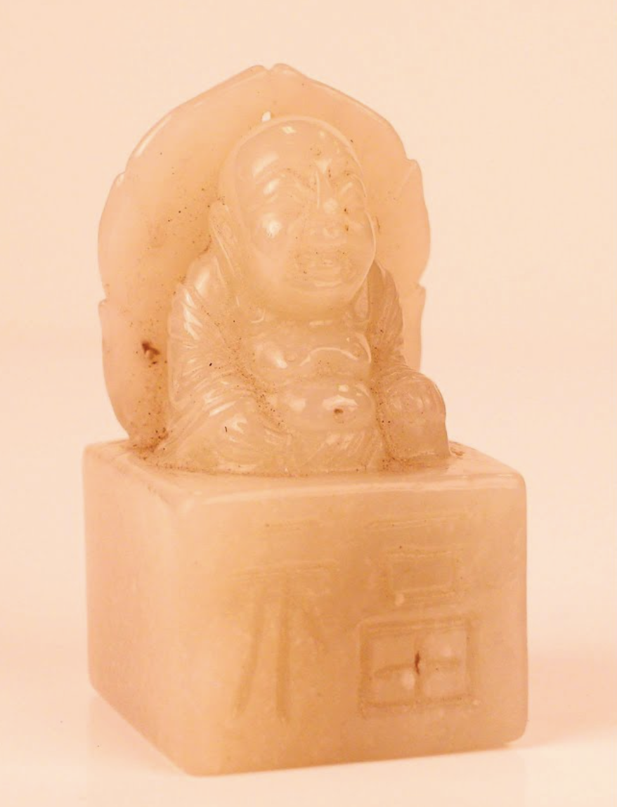 chinese buddhist figurine