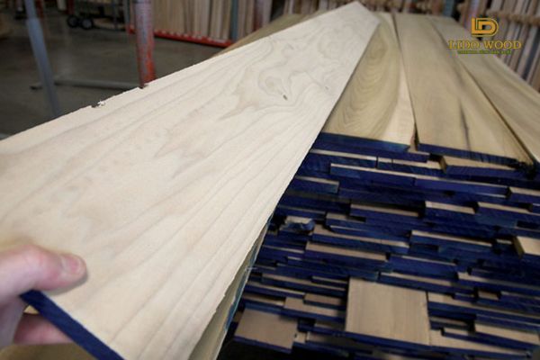 Yếu Tố Ảnh Hưởng Đến Giá Gỗ Cây Bạch Dương