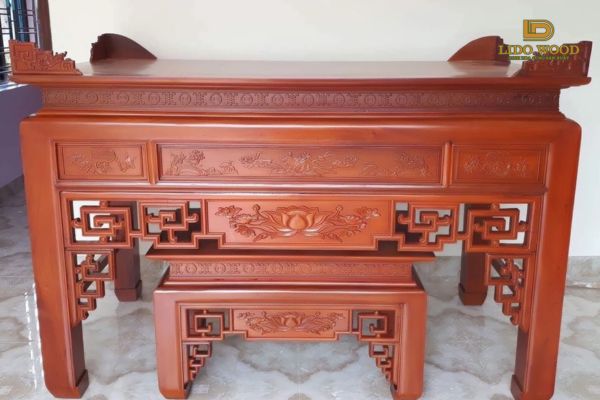 Lý do cần chọn gỗ phù hợp để làm bàn thờ