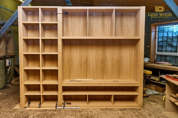 Tủ được làm từ gỗ công nghiệp MDF