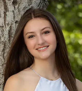 Sienna Vaughn's headshot