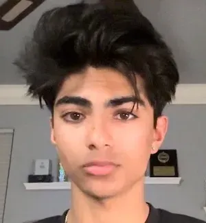 Ivan Shah's headshot