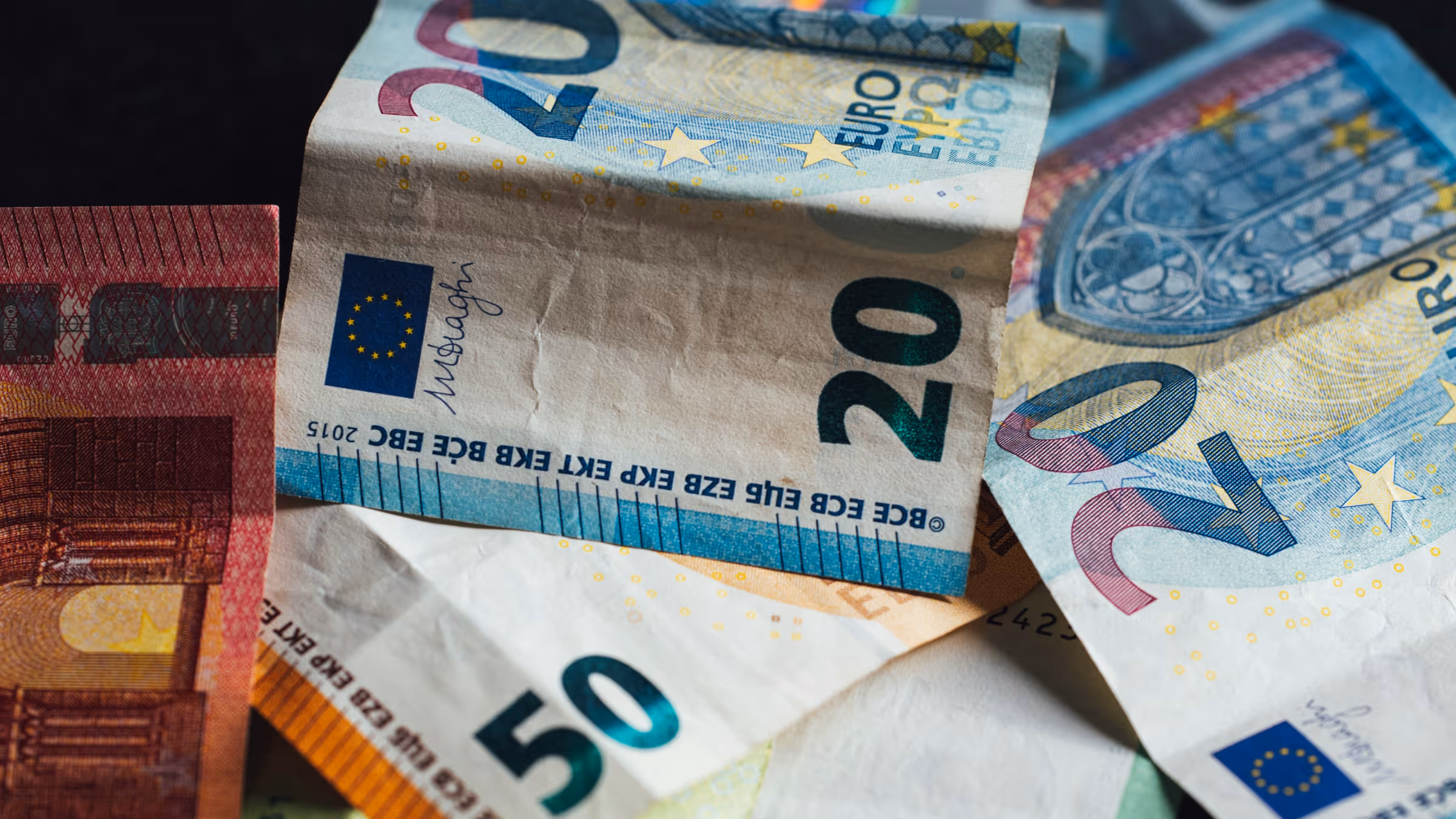 Cash bezahlen – warum Bargeld noch lange nicht ausgedient hat