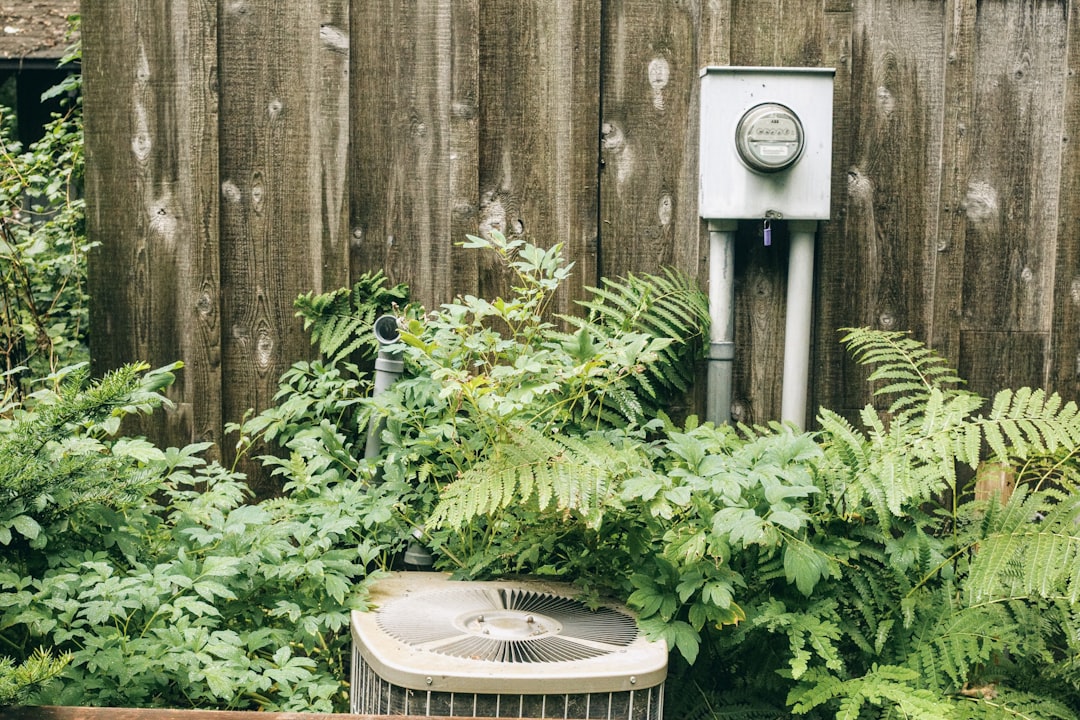 How to Clear Debris From Around Your Outdoor Unit
