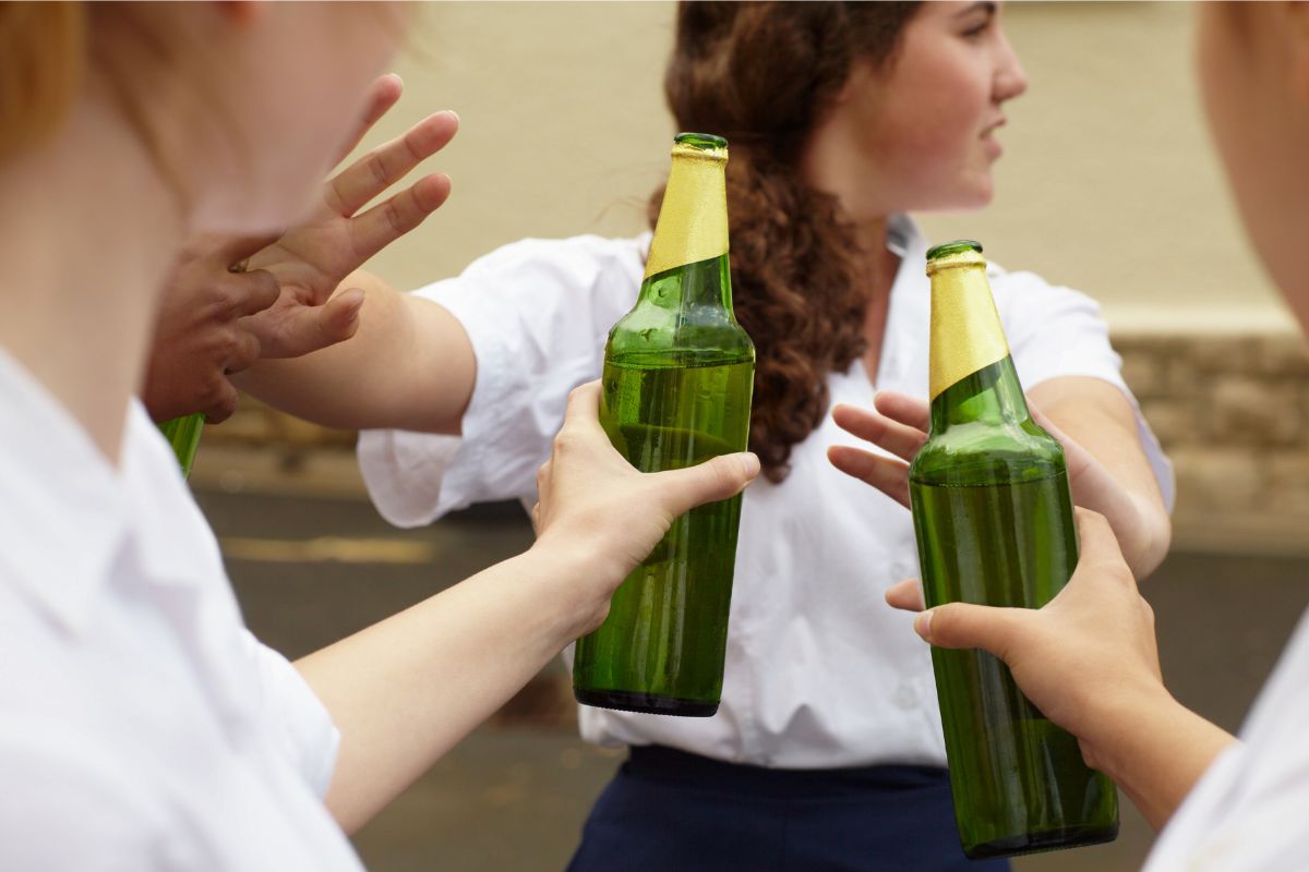 teen peer pressure drinking