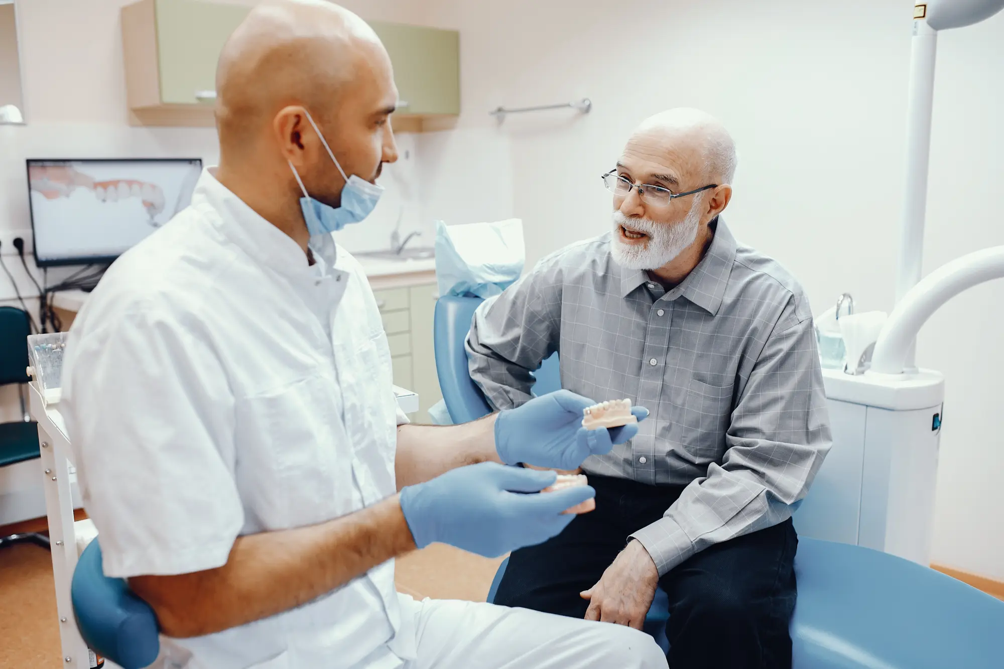 Why CE Programs Are the Best Place to Connect With Dental Professionals