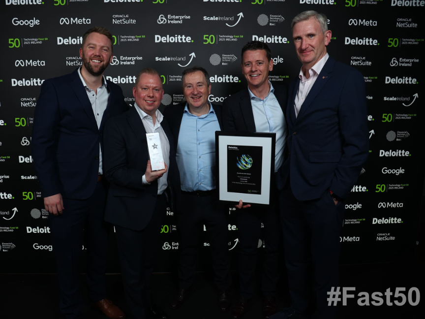 Otonomee team lined up with Deloitte Fast 50 Technology Award in hand