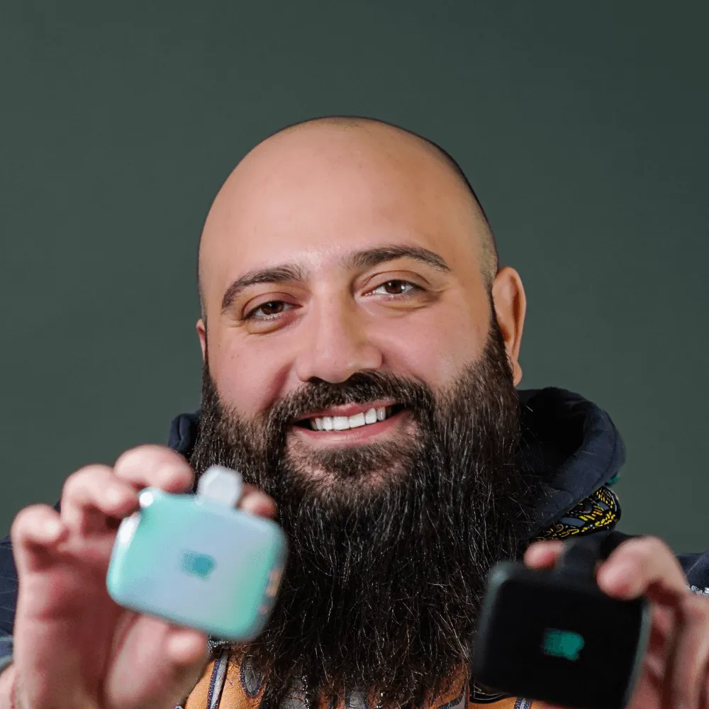 Headshot photo of Athos G., speaker profile