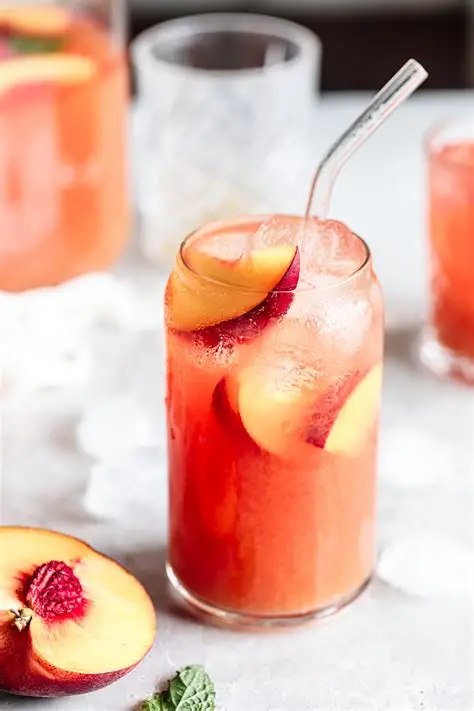 Iced peach tea
