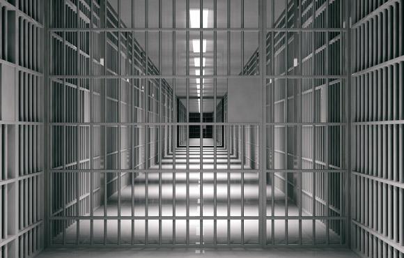 Avocat en garde à vue : que faire dès la première heure ?