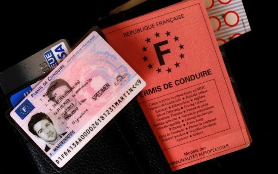 Garde à vue pour conduite sans permis : risques et défense