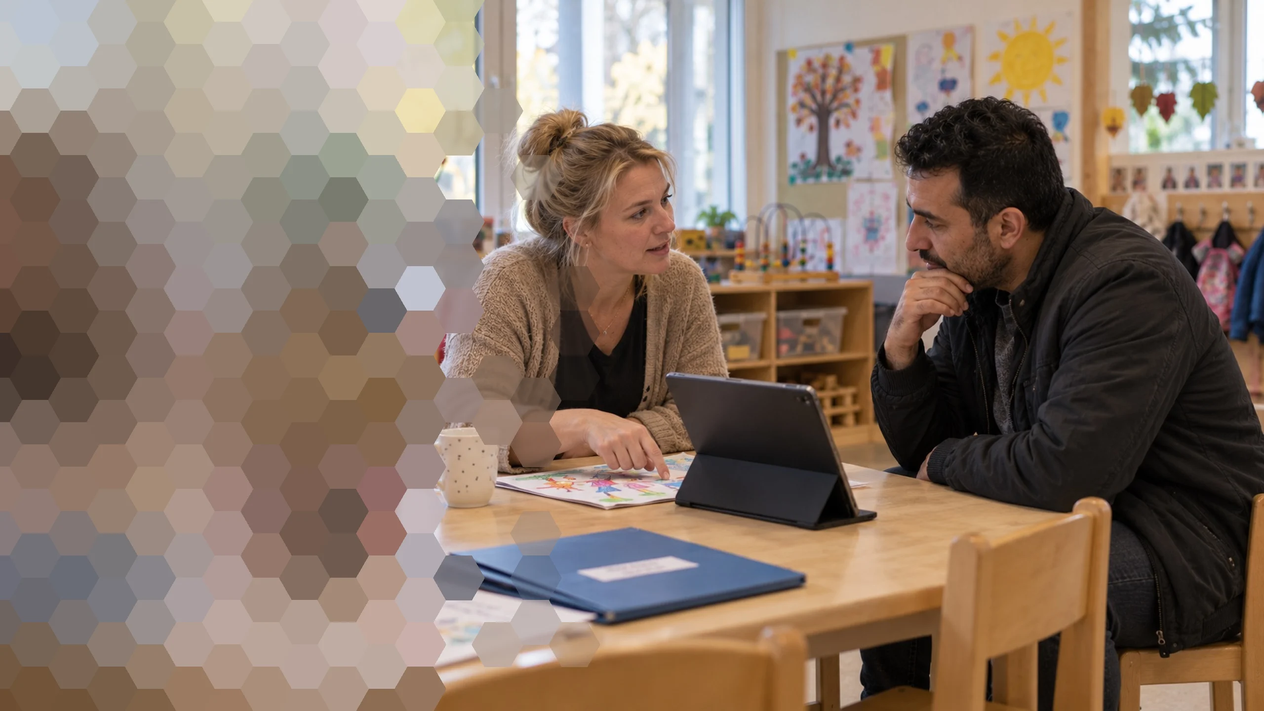 Elterngespräch in der KiTa mit neuralingo