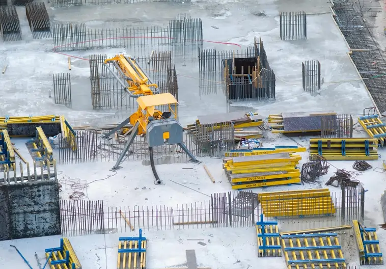 chantier d'immeubles en construction