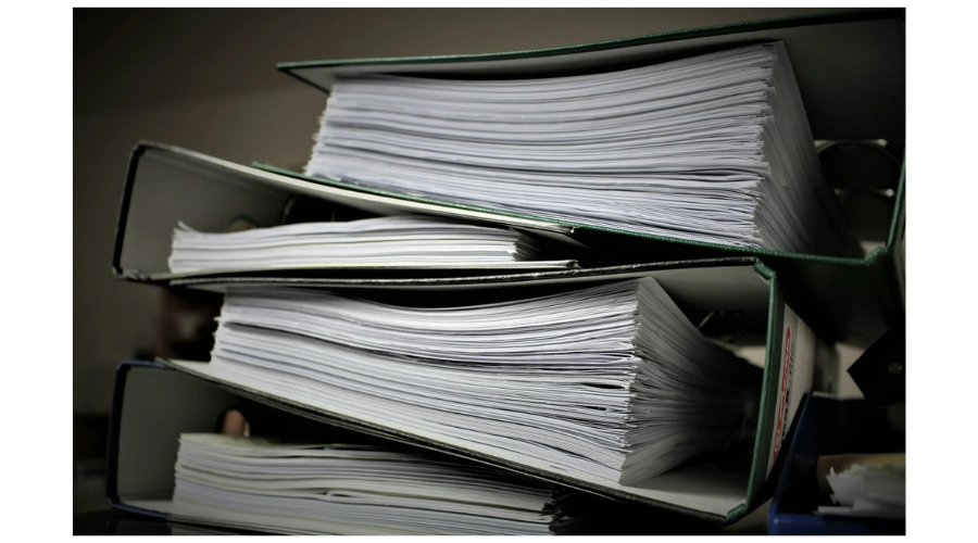 pile de dossiers révision esrs