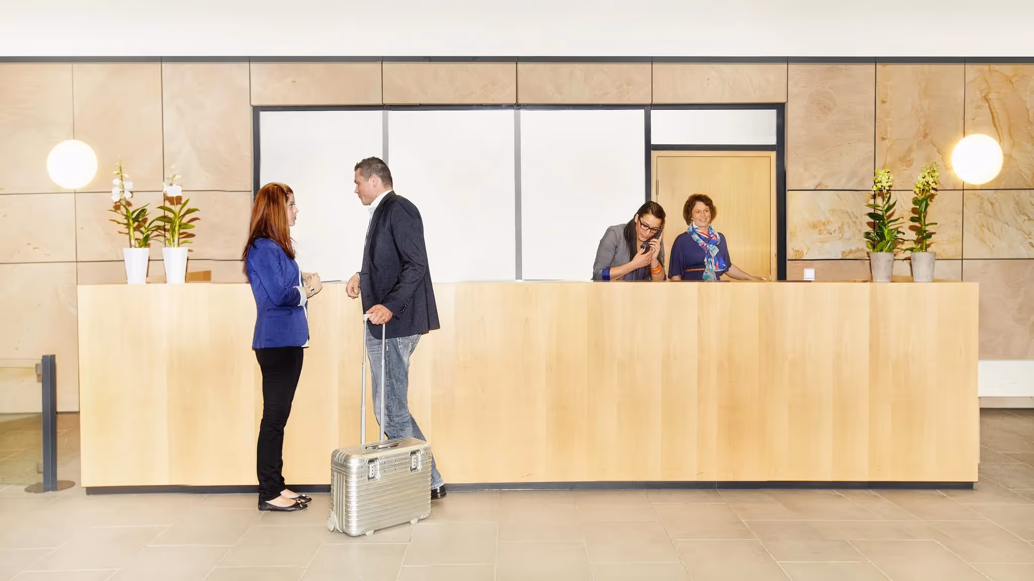 Oasis by Agendis — Büro mit flexiblen Arbeitsplätzen und moderner Architektur
