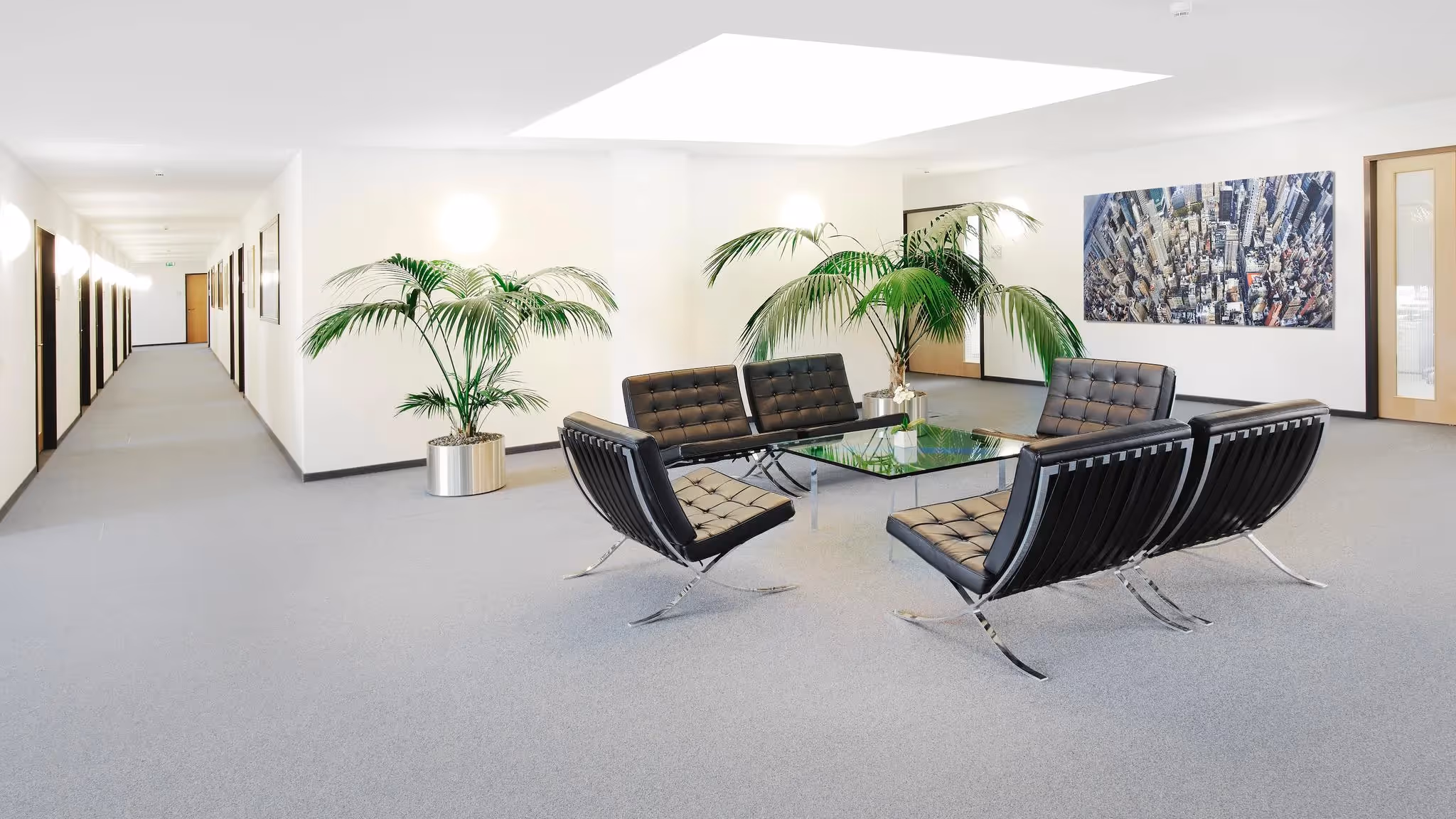 Oasis by Agendis — Coworking-Bereich mit flexiblen Arbeitsplätzen und moderner Architektur