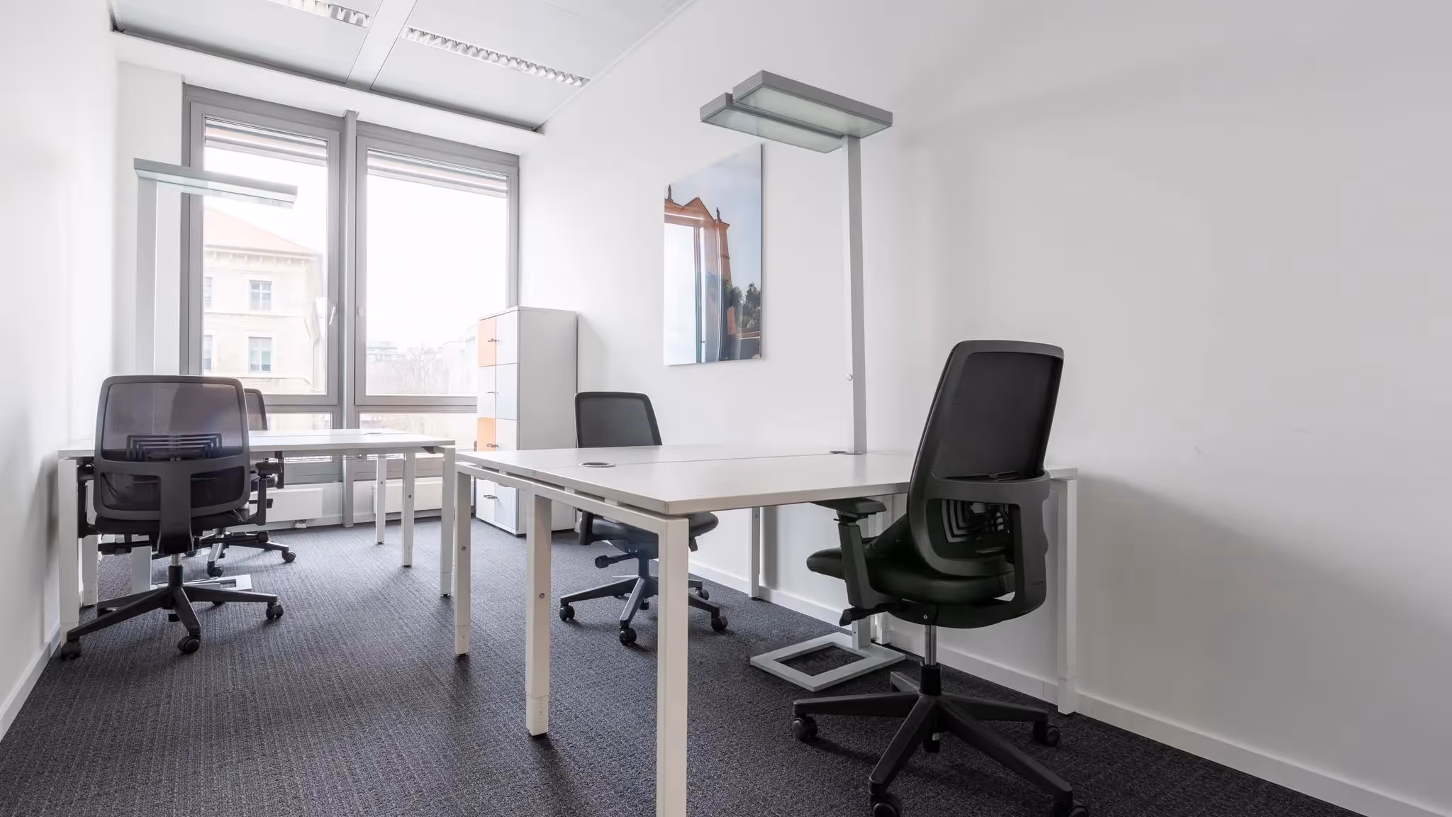 City Plaza by Regus — Büro mit flexiblen Arbeitsplätzen und moderner Architektur