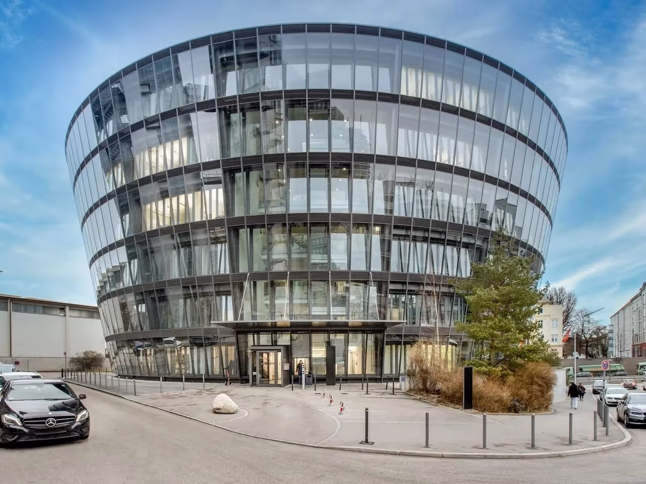 Five Rings by Regus