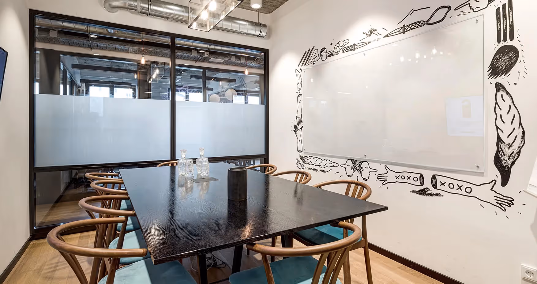 Salvatorplatz by Mindspace — Arbeitsplatz mit flexiblen Arbeitsplätzen und moderner Architektur