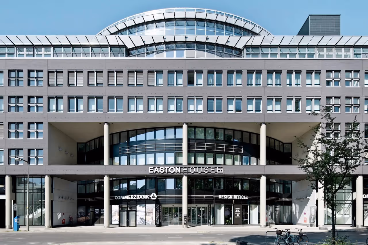 Ostbahnhof by Design Offices