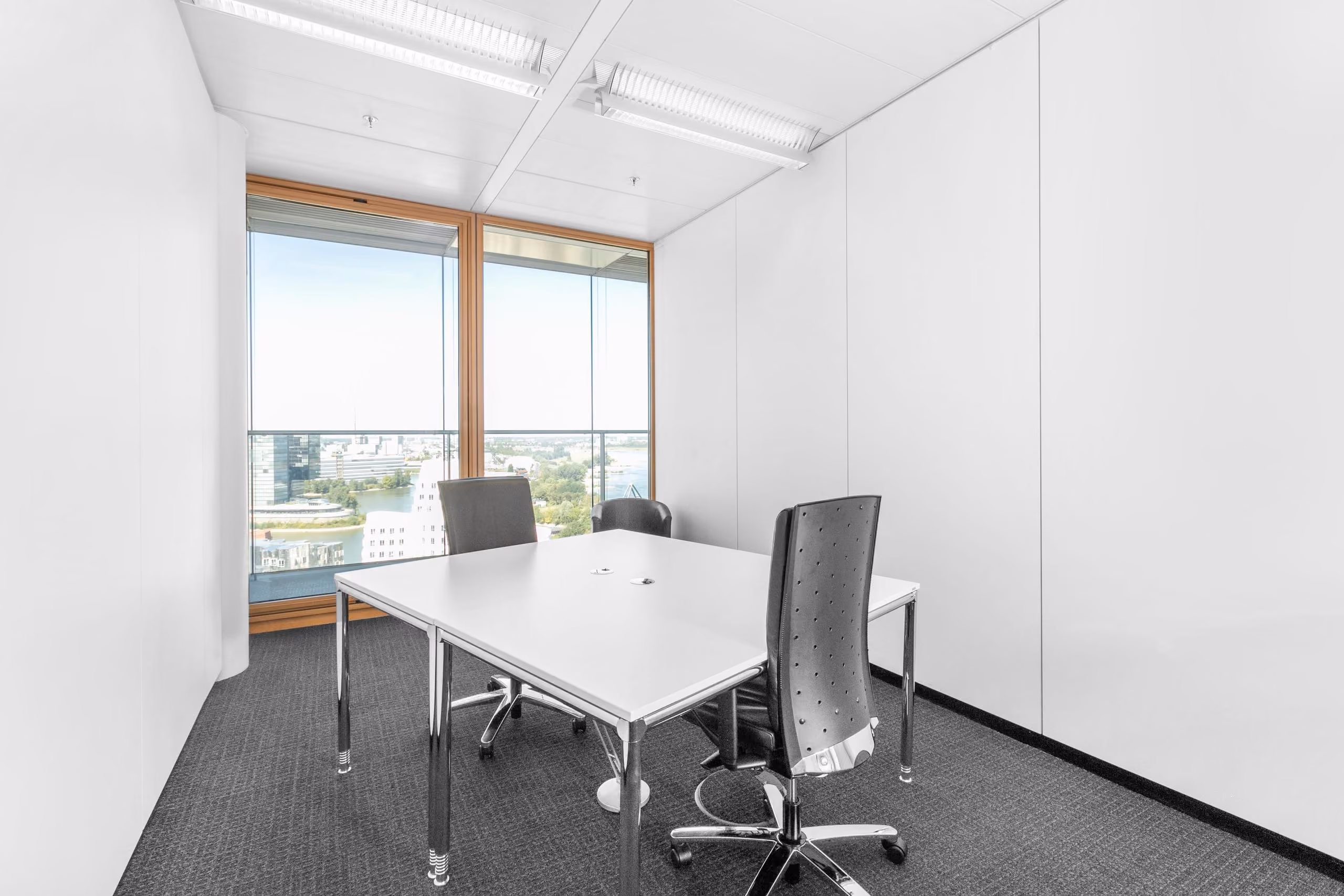 Stadttor by Regus – Düsseldorf