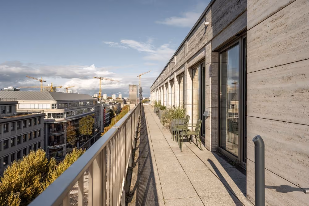 Königstraße by Office Club – Stuttgart