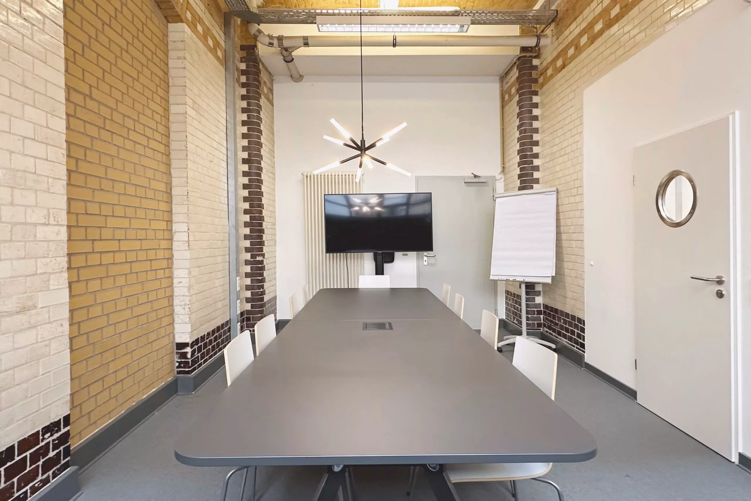 Comeniushof by Scaling Spaces – Berlin
