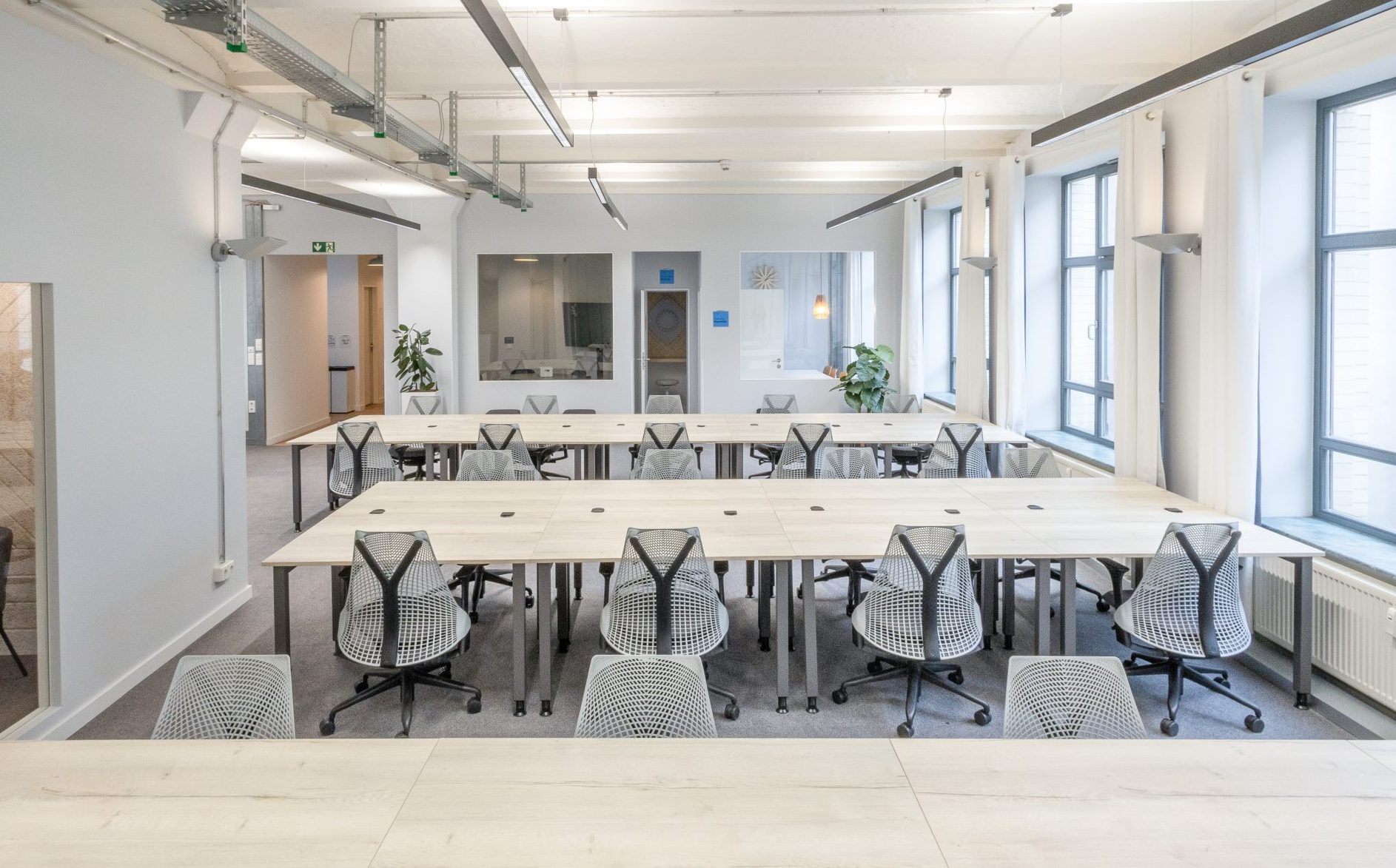 Comeniushof by Scaling Spaces