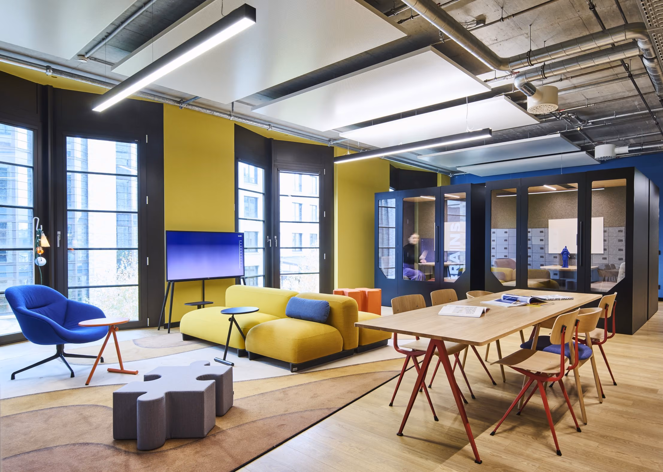 Cuvry Campus by Scaling Spaces