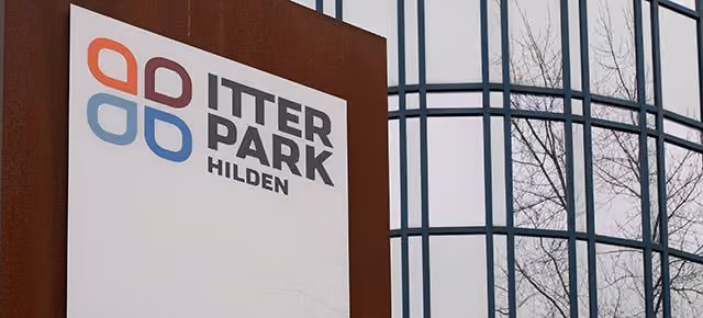 Itterpark by Sirius