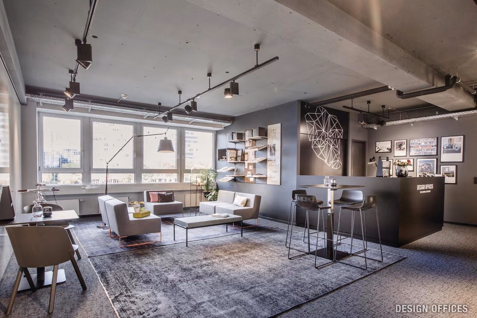 Design Offices Frankfurt Eschborn — offener Arbeitsbereich