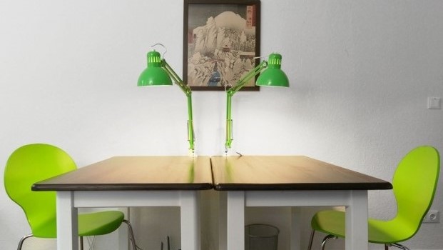 Workspaces at the KiezOffice serviced office on Jaegerstrasse in Berlin-Mitte
