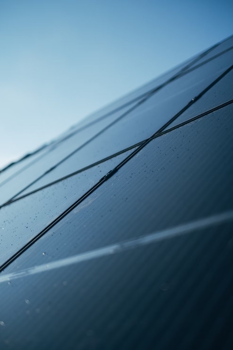 Can solar panels power a heat pump effectively? 