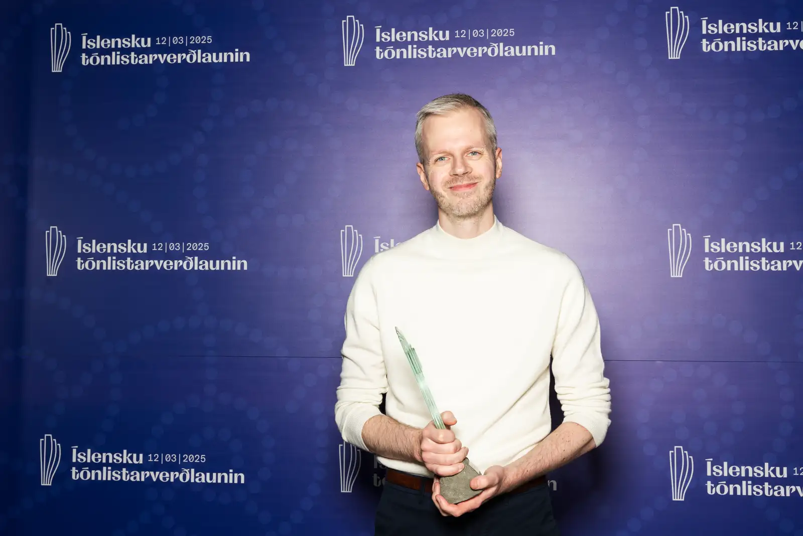 Snorri Hallgrímsson hlýtur Íslensku tónlistarverðlaunin 2025.