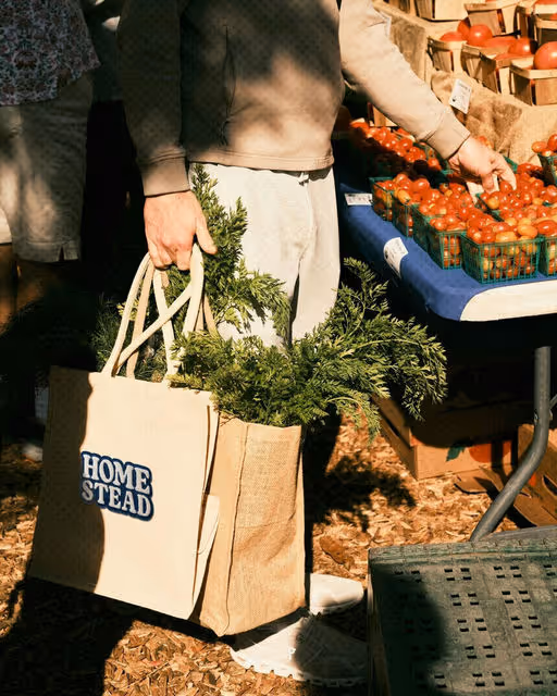 braaands_Homestead Farmers Market-02_attLPPWyFgYTArCw8
