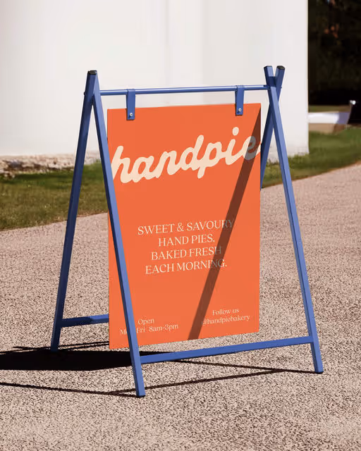 braaands_Handpie-Bakery Branding-02