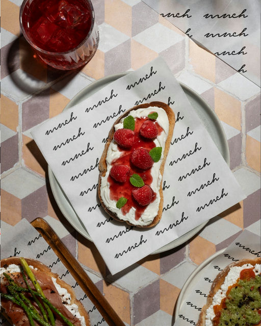 braaands_MNCH-Sandwich Branding-07