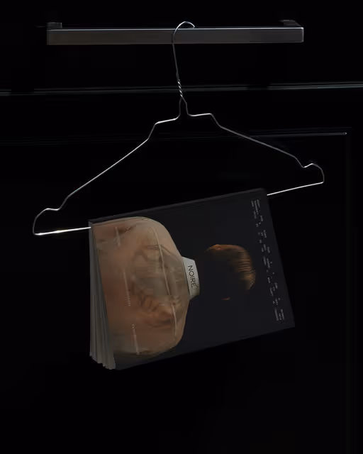 NOIRÉ | A Study in Stillness-Luxury Branding-05