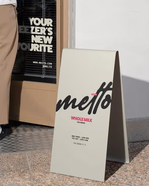 Melto-Ice Cream Branding-05