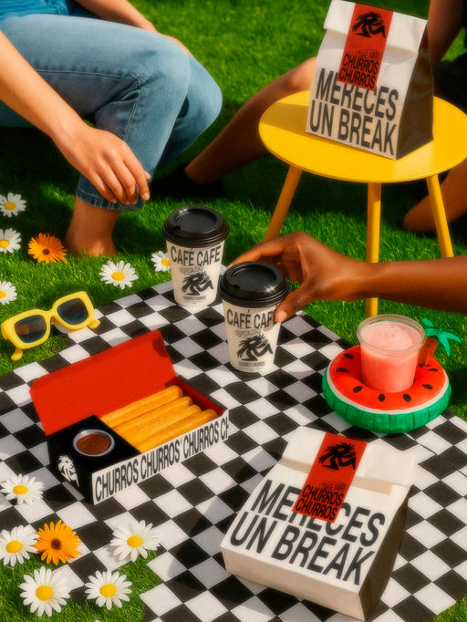 Churros Churros-Hospitality Branding-07