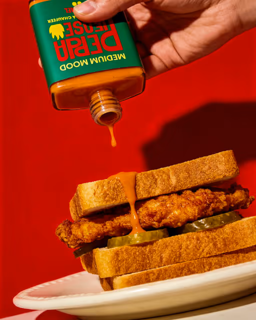 Peppa Please — Hot Sauce-Sauce Branding-t01