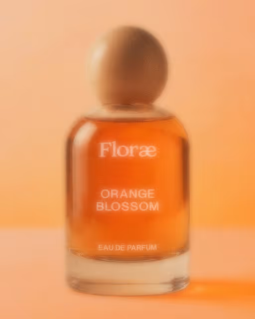 Floræ-Fragrance Branding-04