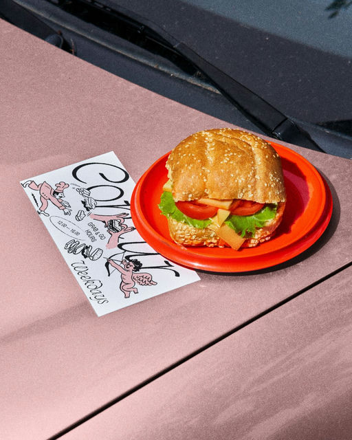 Contur-Sandwich Shop Branding-03