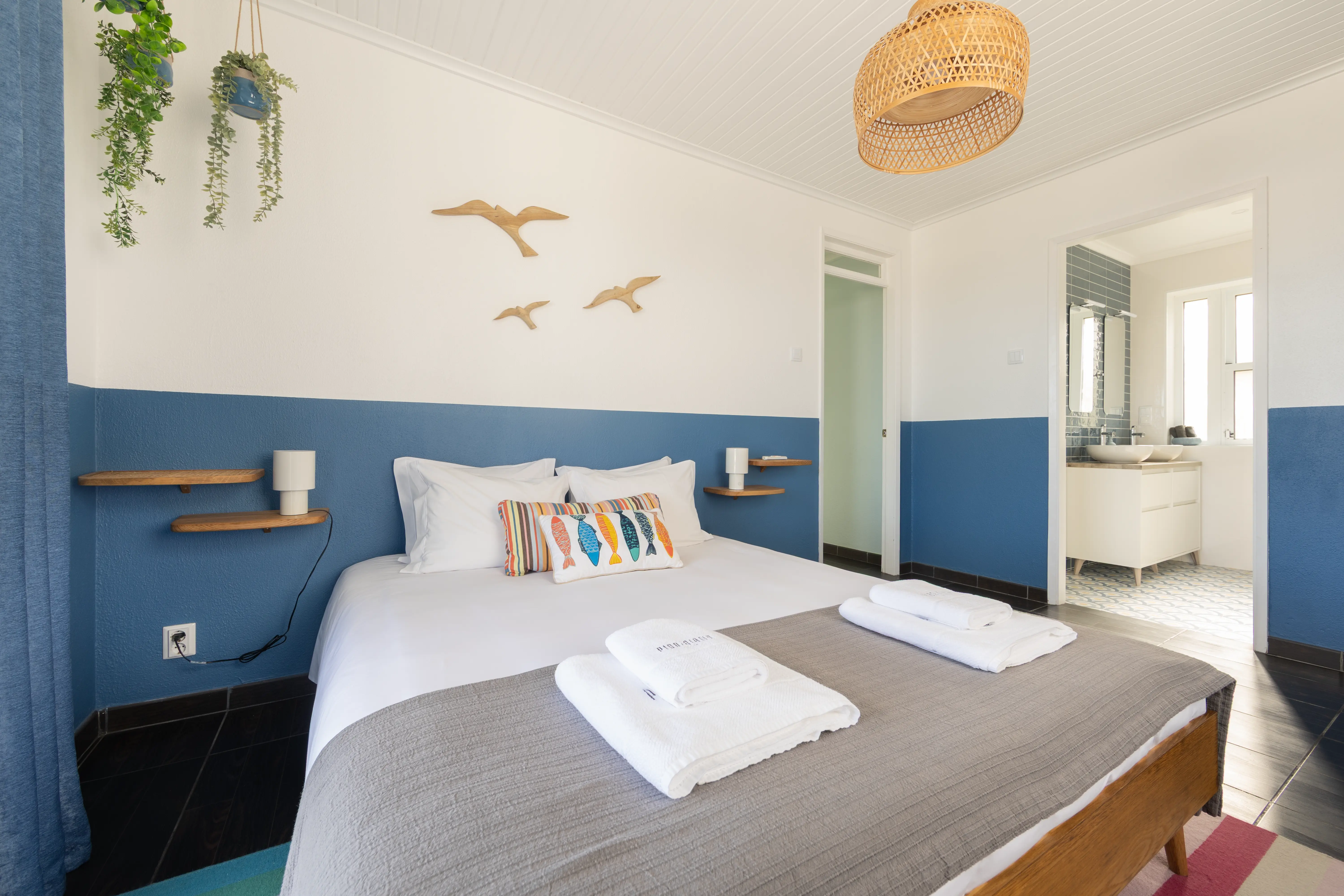 Pico Island Villas 117 with ocean view near Cais do Pico natural lava pools, São Roque do Pico